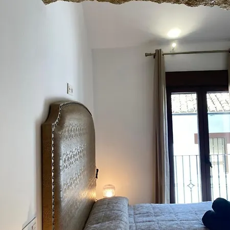 Casa Cueva “el Refugio En La Cueva” *